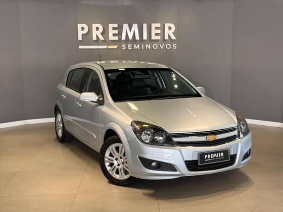 CHEVROLET VECTRA 2.0 MPFI GT HATCH 8V FLEX 4P AUTOMÁTICO CHEVROLET VECTRA 2.0 MPFI GT HATCH 8V FLEX 4P AUTOMÁTICO